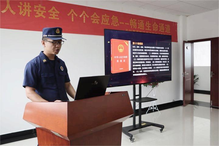 3、長(zhǎng)沙賽恩斯工程技術(shù)有限公司大課堂.jpg 3、長(zhǎng)沙賽恩斯工程技術(shù)有限公司大課堂.jpg
